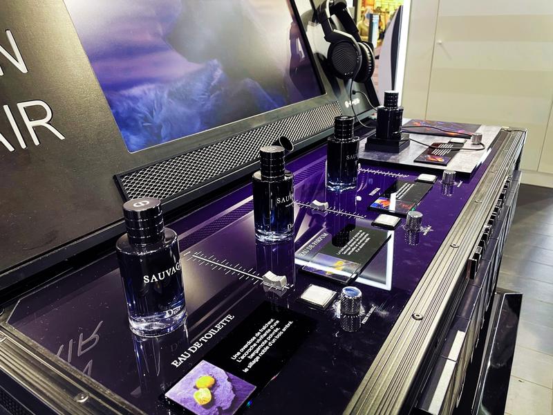 DIOR FLIGHTCASE EXPERIENTIEL