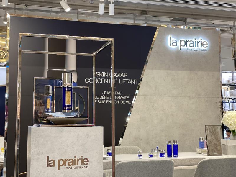 LA PRAIRIE PODIUM