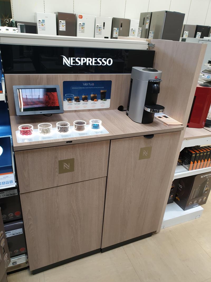 MEDIA6-360-NESPRESSO-INTERACTIF-PLV